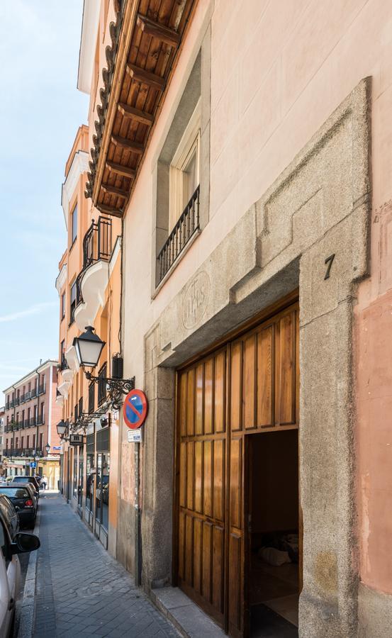 Piso En Edificio Barroco Madrid. Apartman Kültér fotó